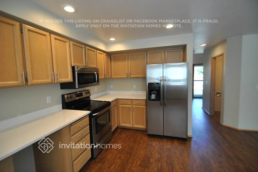 Building Photo - 16701 133rd Ave E