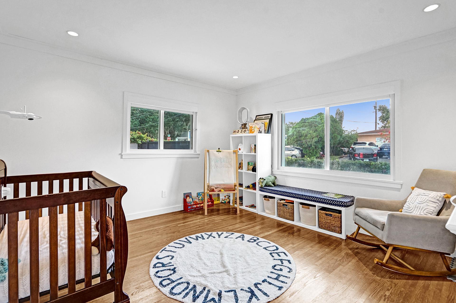 Building Photo - 11425 NE 3rd Ave