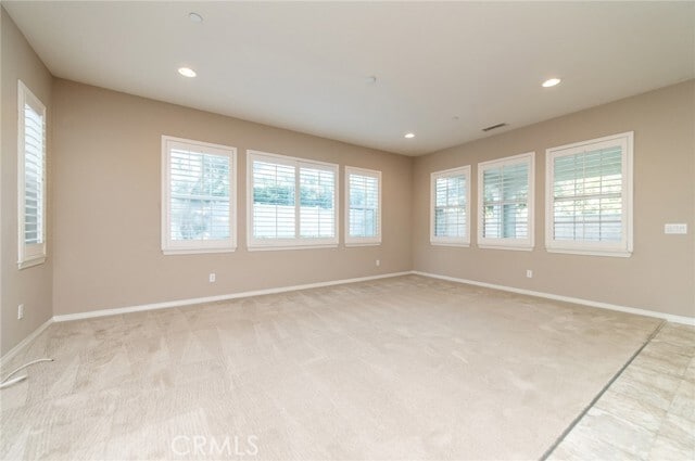 Building Photo - 6248 Desales St