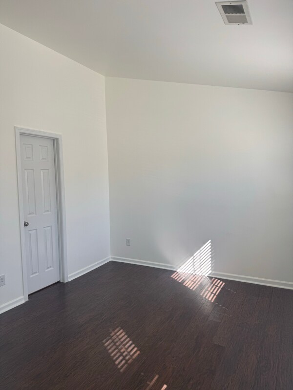 Building Photo - 12818 Sickles Dr