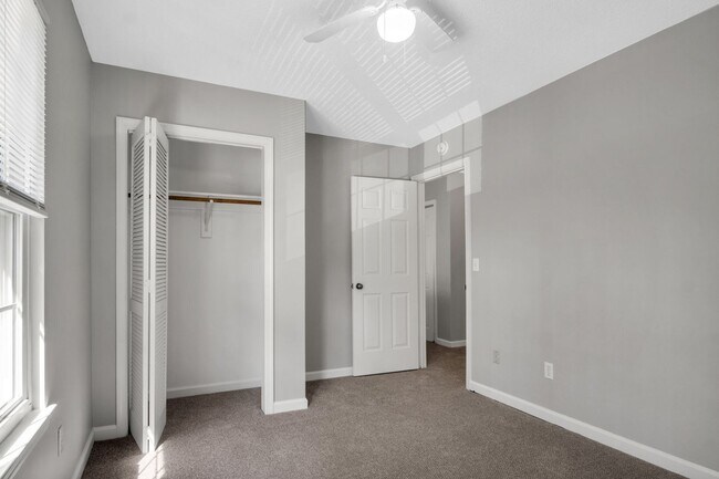 Building Photo - 5006 Liza Ln