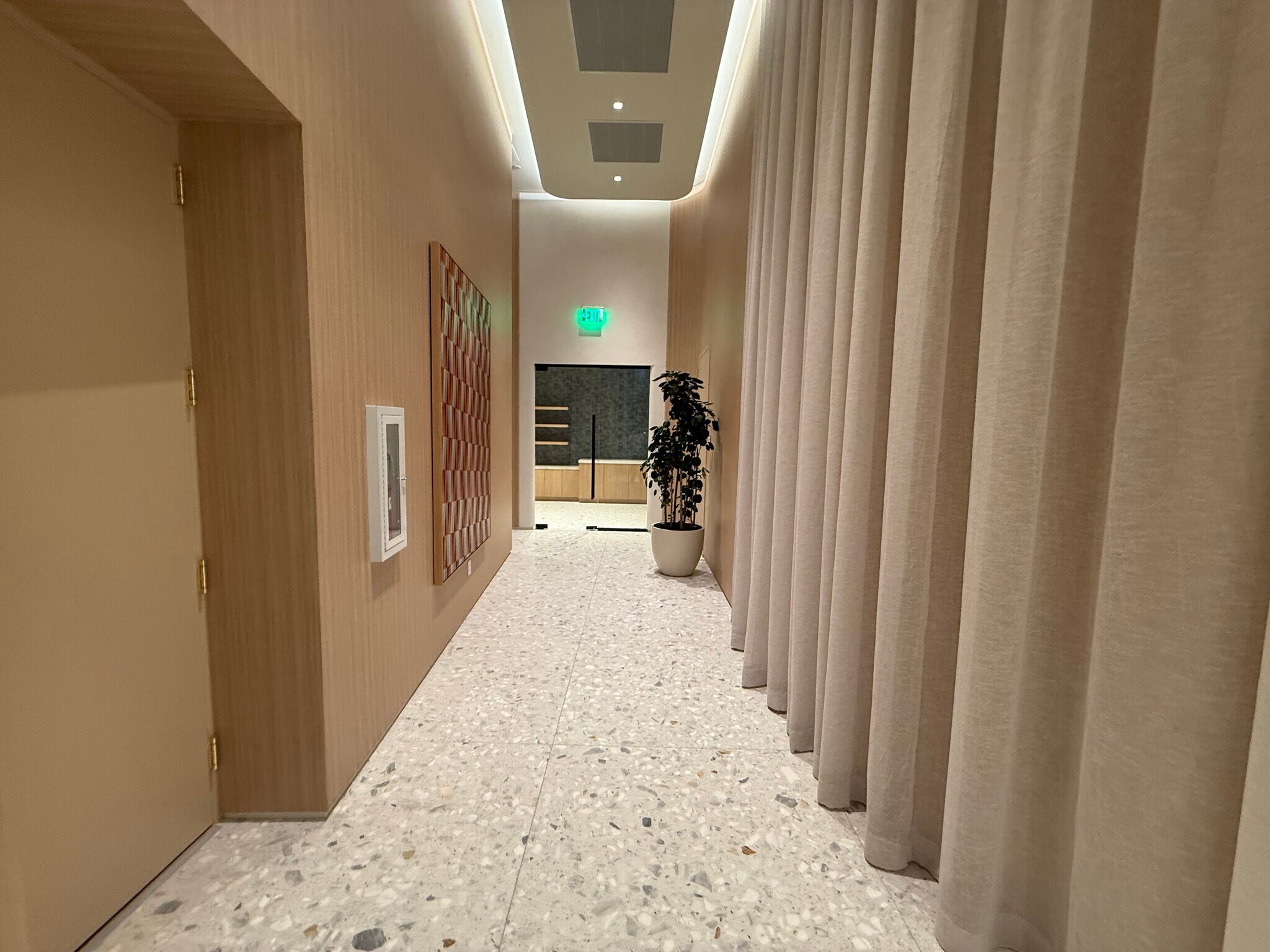 Building Photo - 77 SE 5th St