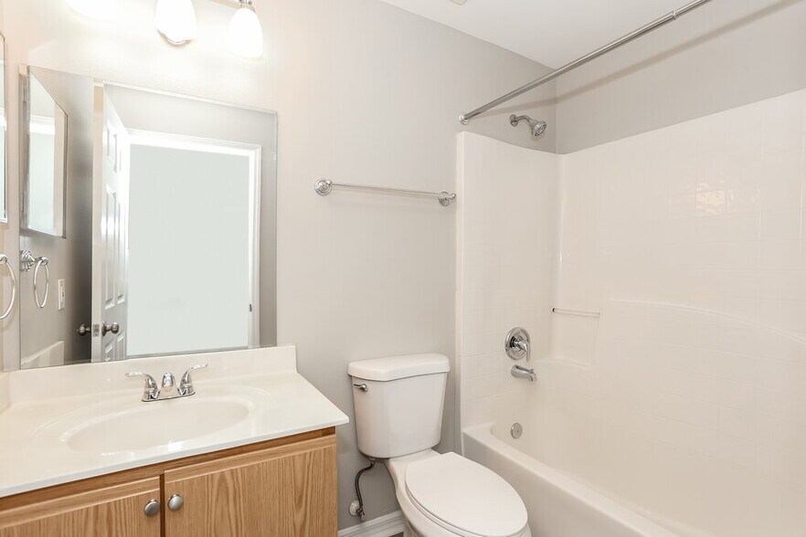 Building Photo - 10415 Song Sparrow Ln