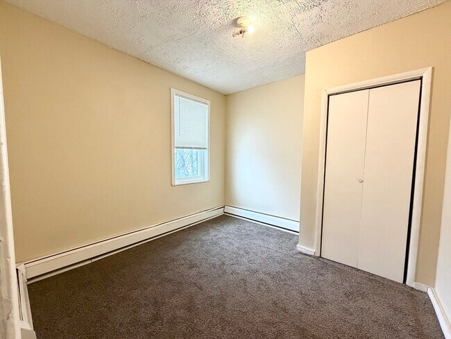 Building Photo - 57 Abbe Ave