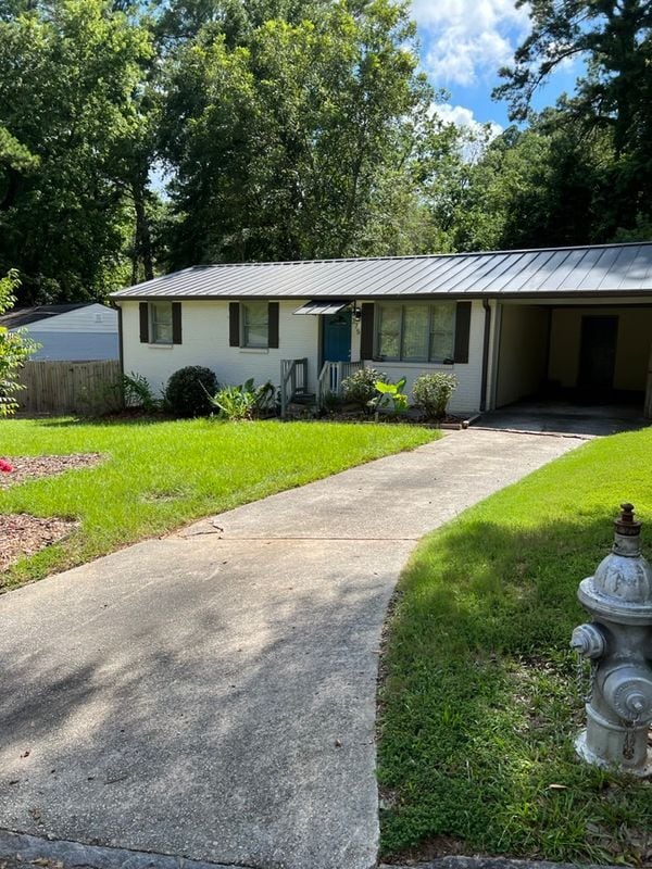 Building Photo - 375 Cologne Dr SE