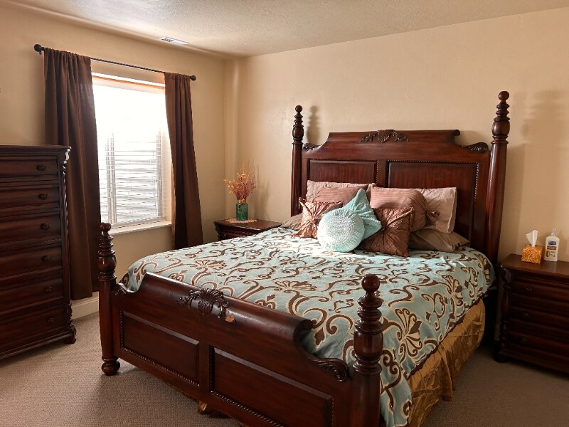 Building Photo - 2501 Prairie View Dr