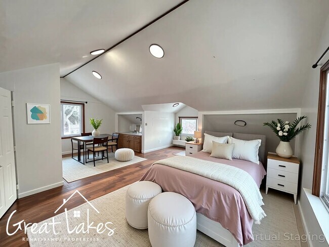 Building Photo - Lovely 3 Bedroom 2 Bathroom now available for rent