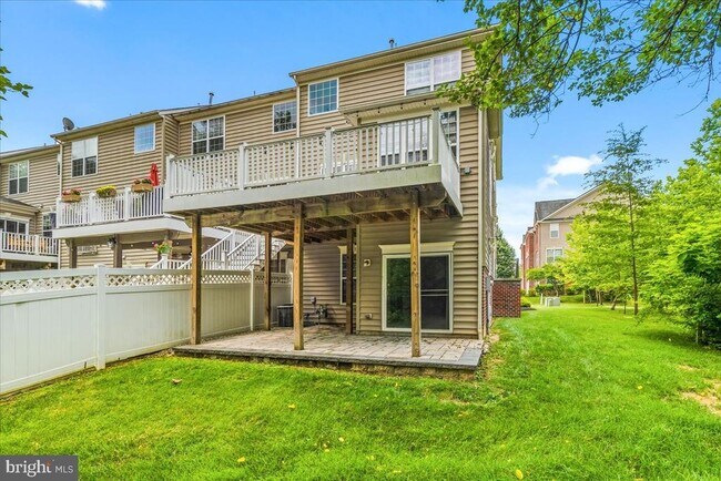 Building Photo - 5053 Wesley Square