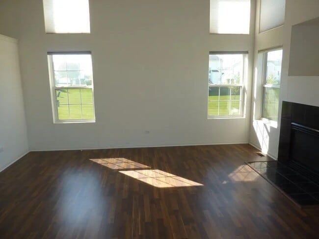 Building Photo - 1040 Montego Bay Ct