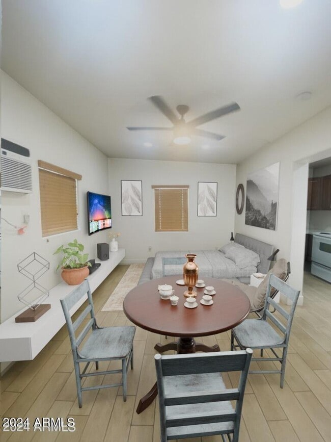 Building Photo - 1613 W Mountain View Rd