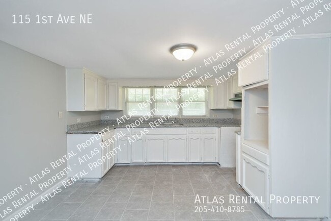 Building Photo - 115 1st Ave NE