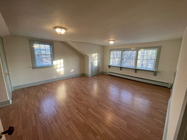 Bedroom - 252 George Wright Rd