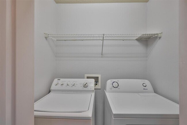 Building Photo - 12950 Kings Crossing Dr