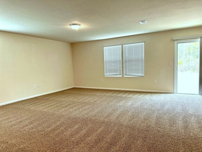 Building Photo - Resort Style Amenities! Lawn Care Included! Easy Access to Wildlight, Fernandina Bch, Jax