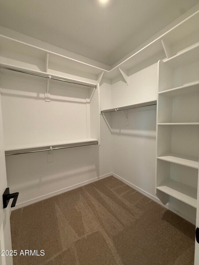 Building Photo - 10270 W Indianola Ave