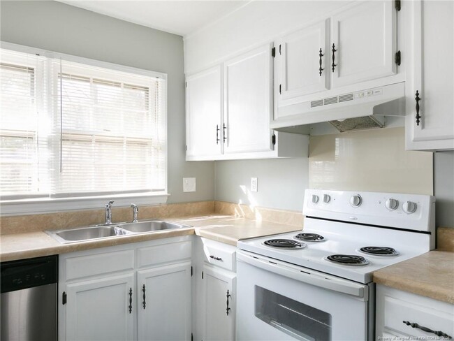 Building Photo - 608 Missenburg Ct