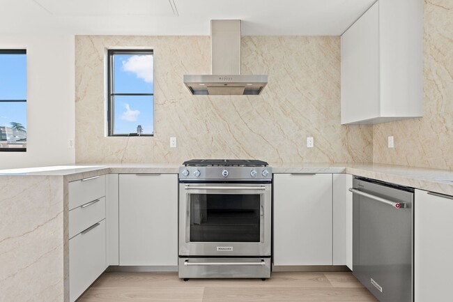 Building Photo - Brand-New Luxury Townhomes in Arcadia’s Top School District