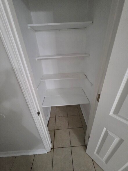 Building Photo - 6847 Mayo Blvd