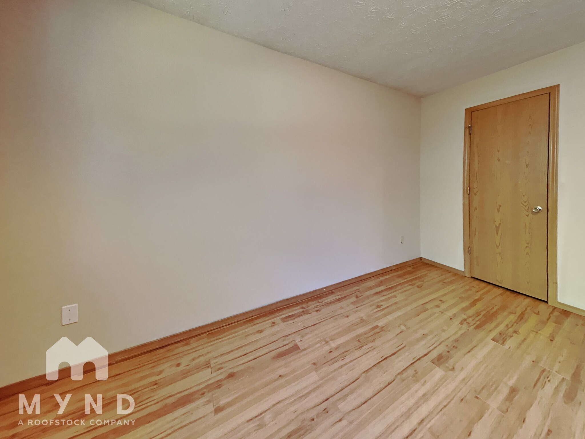 Building Photo - 3744 S Colgate Ave