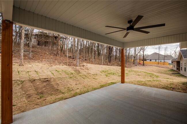 Building Photo - 47 Overton Dr