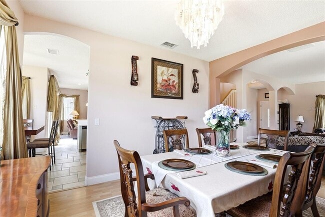 Building Photo - 824 Lake Biscayne Way