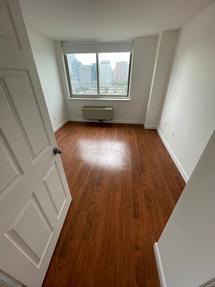 Bedroom - 20 2nd St