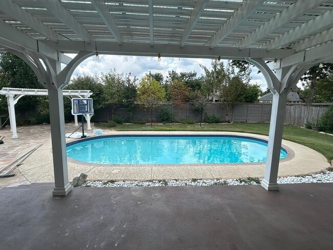 Building Photo - 16731 Marsala Springs Dr