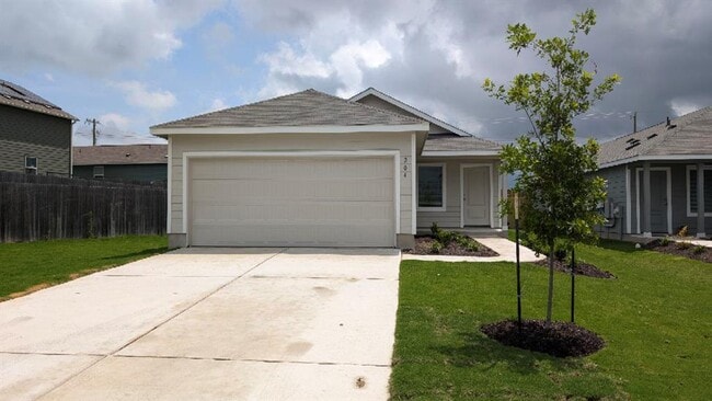 Primary Photo - 204 Burt Rainey Ln