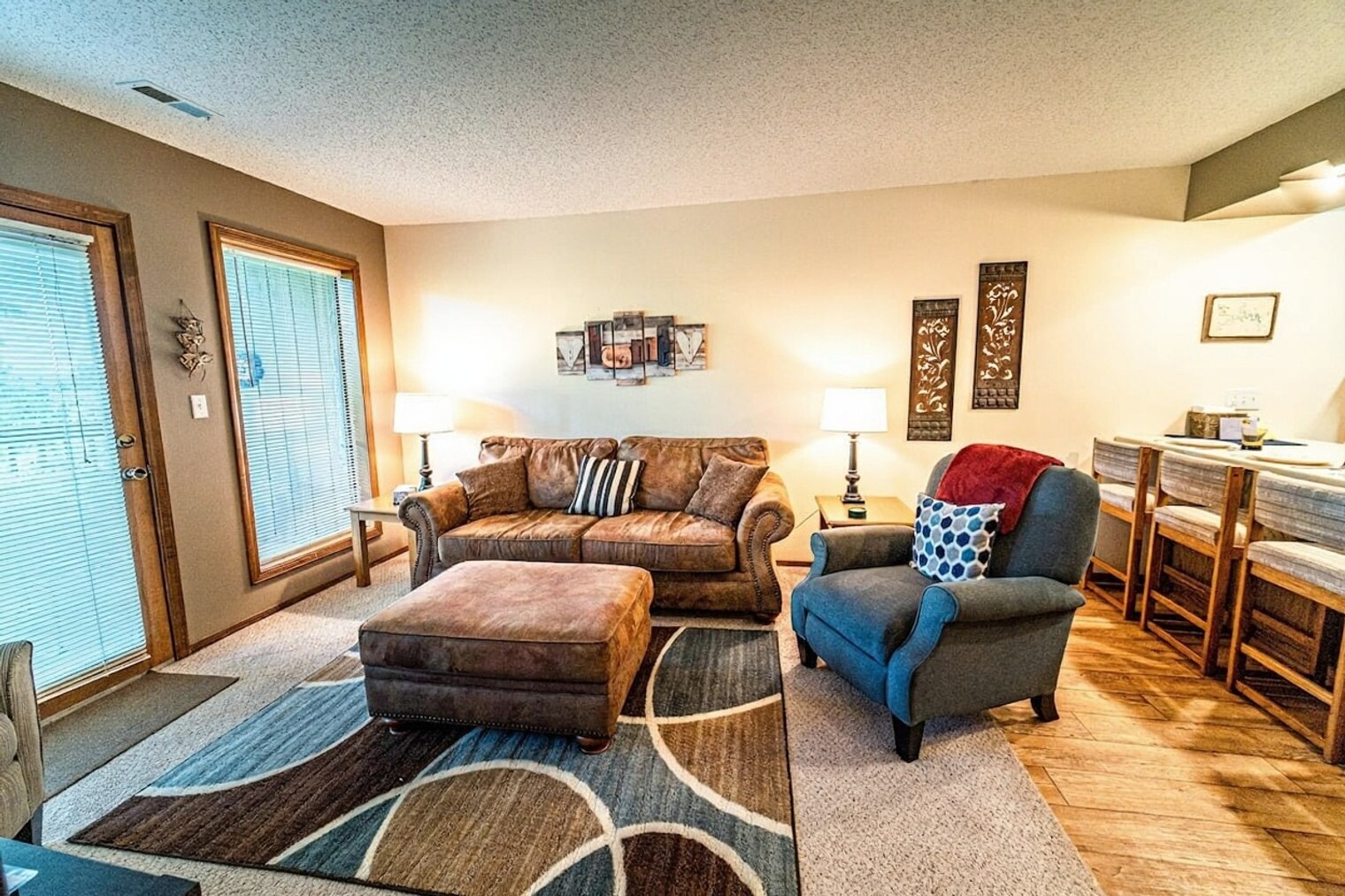 Building Photo - 5 Chandler Ln