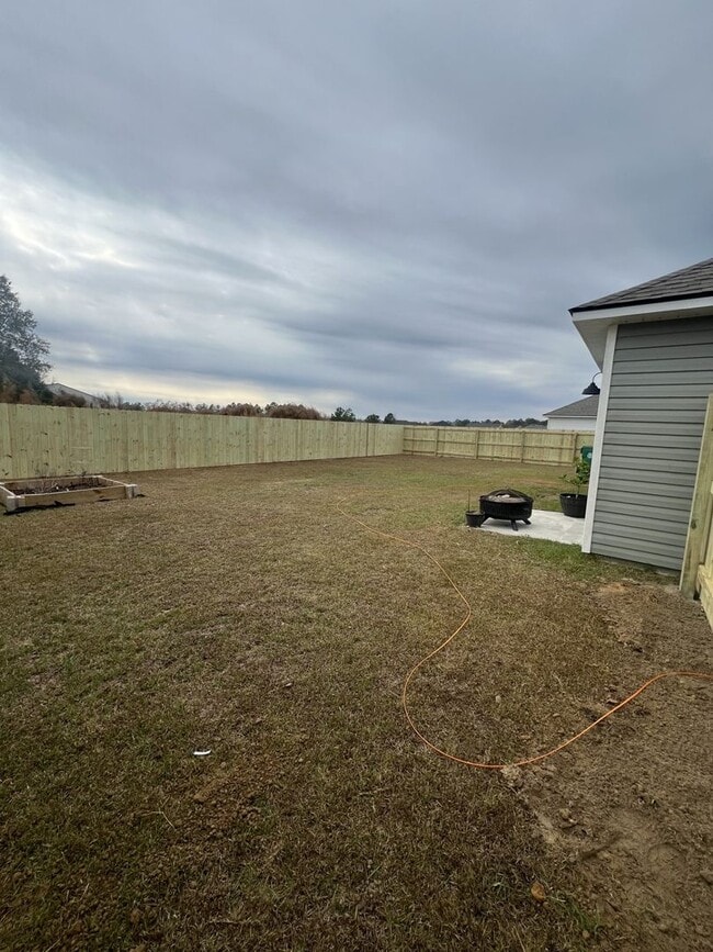 Building Photo - Stonebrooke S/D