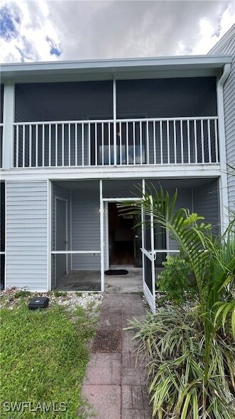 Building Photo - 13160 Kings Point Dr
