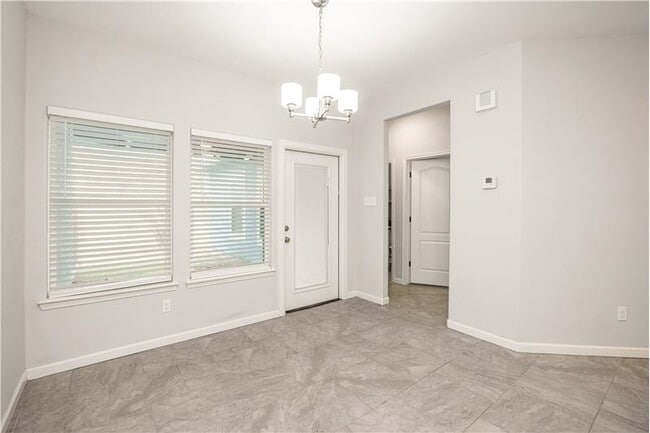 Building Photo - 6402 Williams Dr