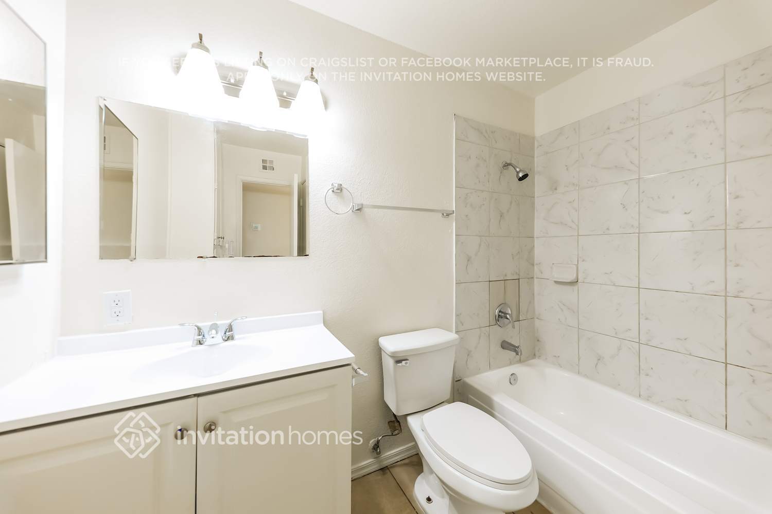 Building Photo - 4147 W Tuckey Ln