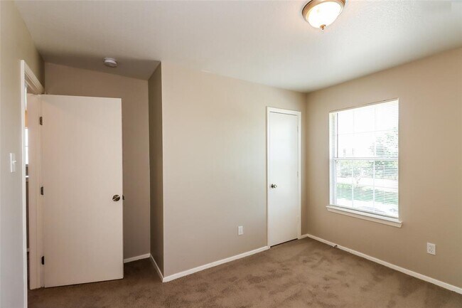 Building Photo - 1003 Verde Trails Dr