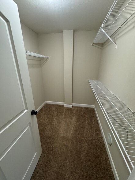 Building Photo - 159 W Division St