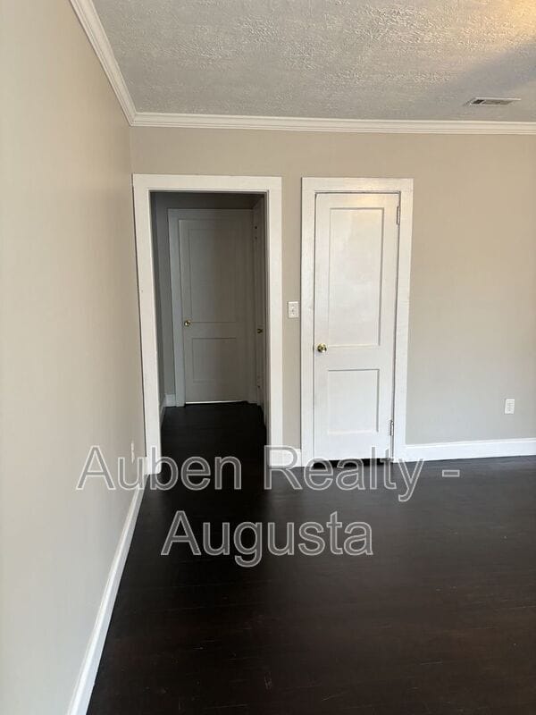 Building Photo - 514 Beaufort Dr