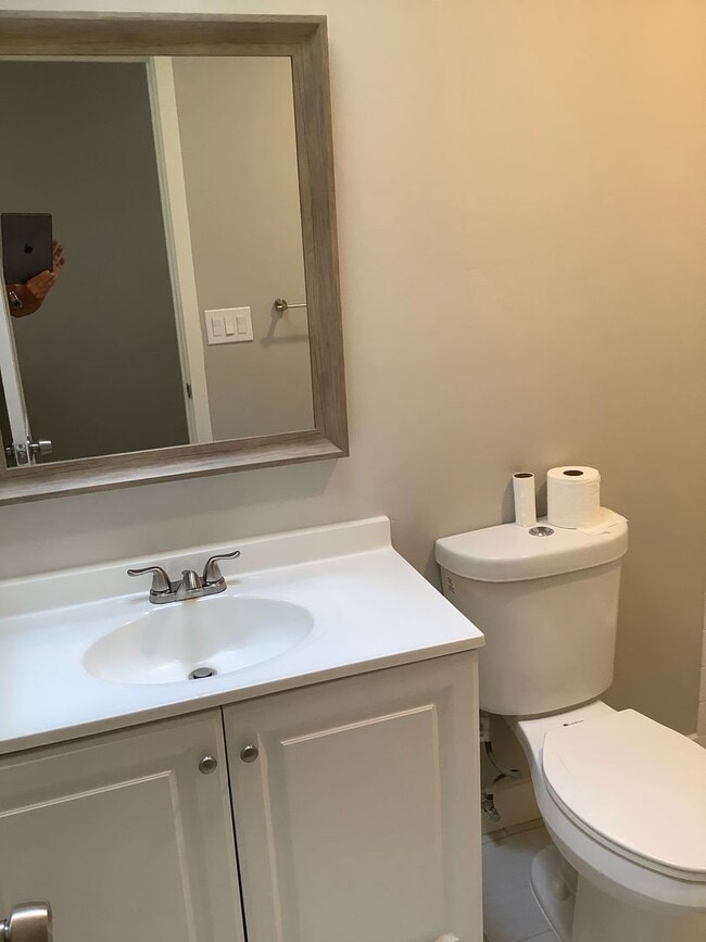 Building Photo - Recently Remodeled 4 Bedroom 2 Bath Single Story Home in Linda Vista
