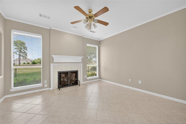 Building Photo - 7914 Loyel Pointe Dr
