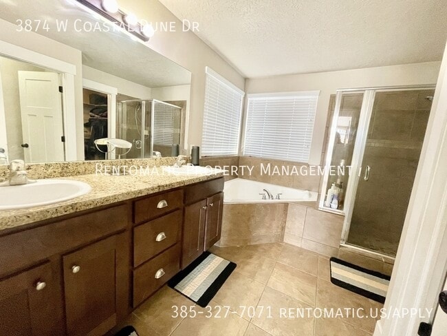 Building Photo - 3874 Coastal Dune Dr