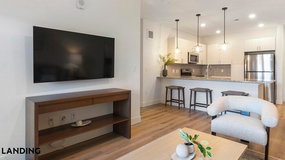 Building Photo - 10670 Jake Jabs Blvd