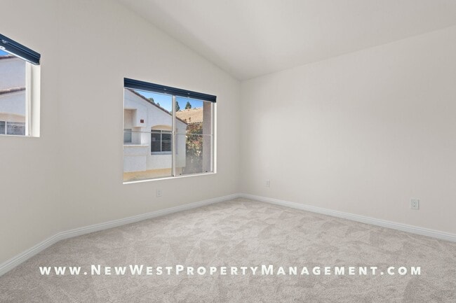 Building Photo - Newly renovated 2-bedroom UTC townhome in the coveted Andria of Renaissance at La Jolla community...