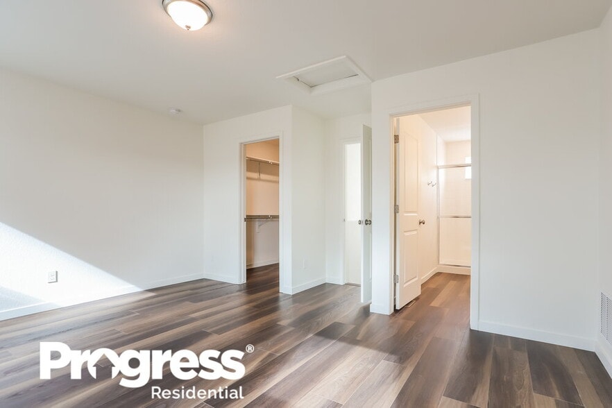 Building Photo - 18596 E 47th Pl