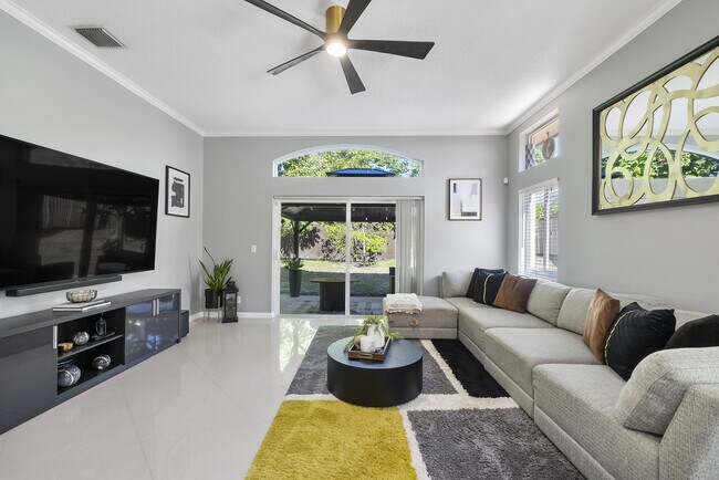 Building Photo - 5029 Heron Pl