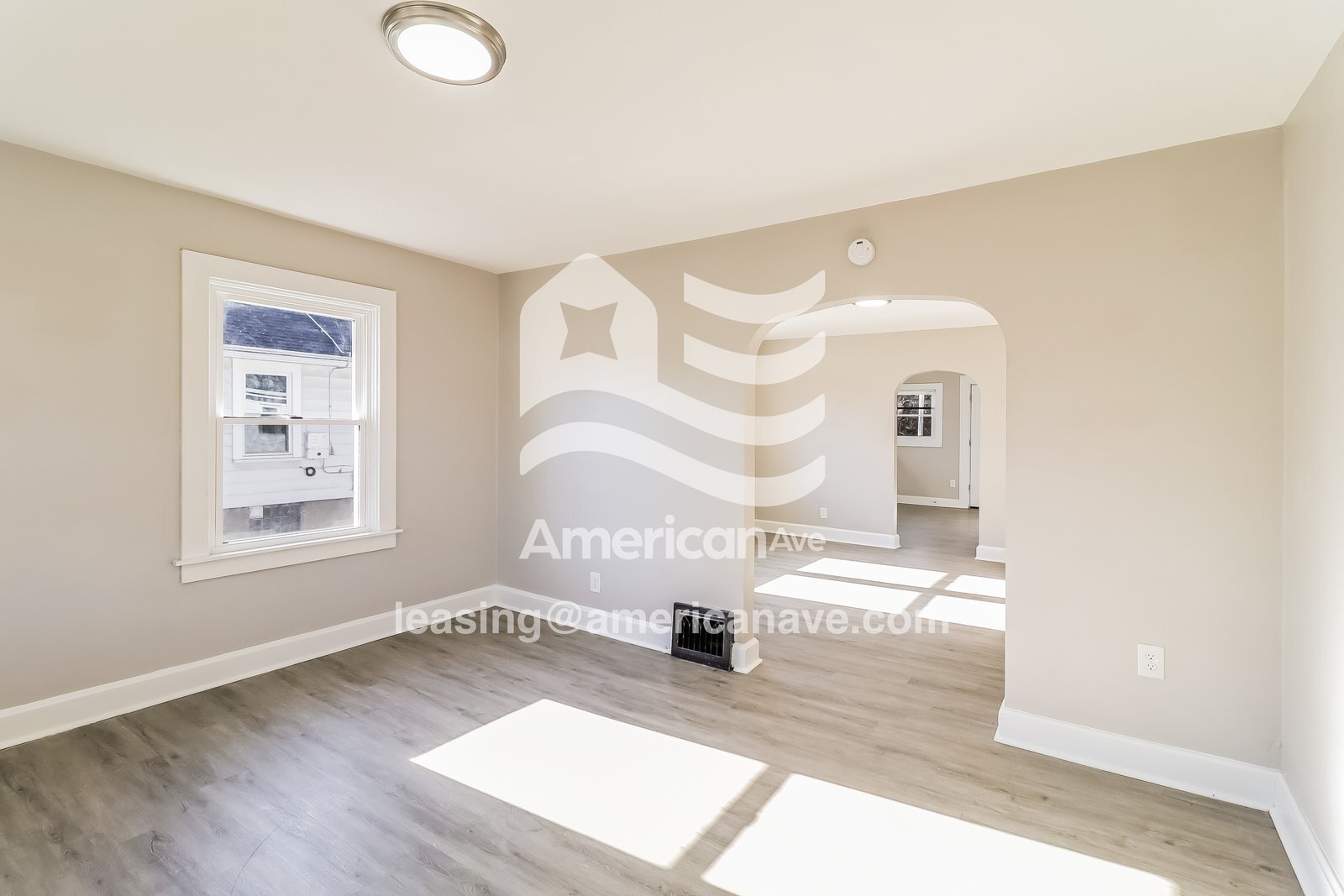 Building Photo - 1824 Winona Dr