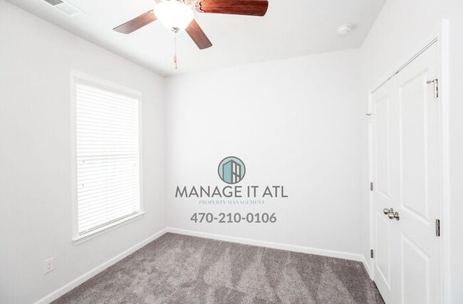 Building Photo - Great location! Elegant Townhome in Doraville