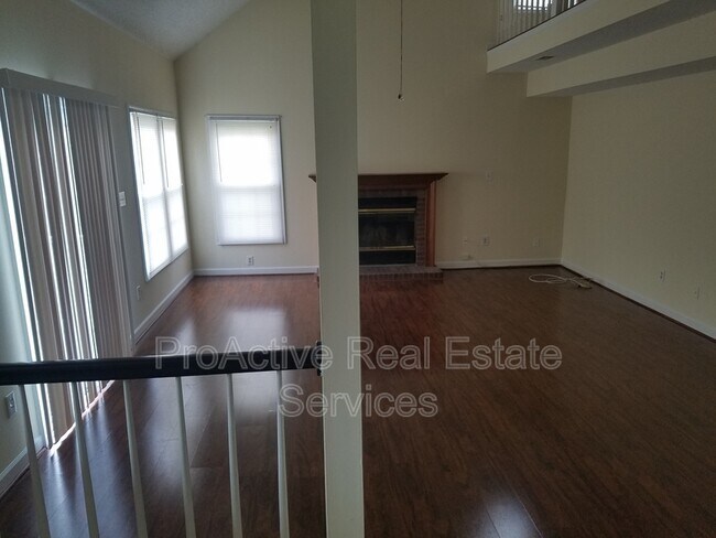 Building Photo - 5476 Club Head Rd