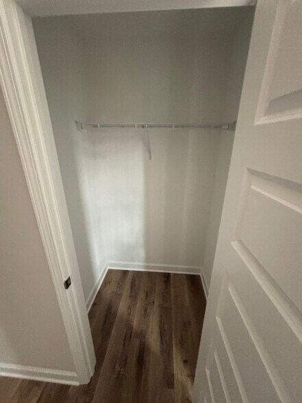 Building Photo - 1340 Hornbeam Dr