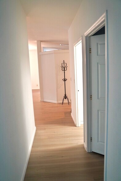 Building Photo - 29205 Saddle Oaks Ln