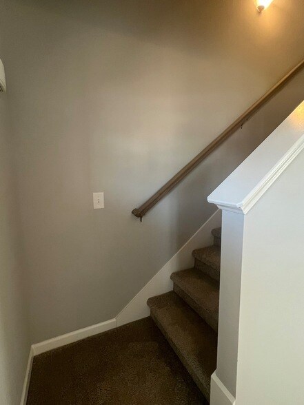 Building Photo - 58 Stonehenge Ln