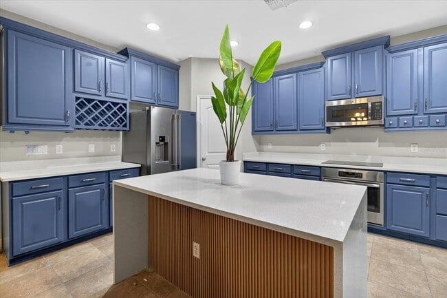 Building Photo - 1389 Heritage Landings Dr